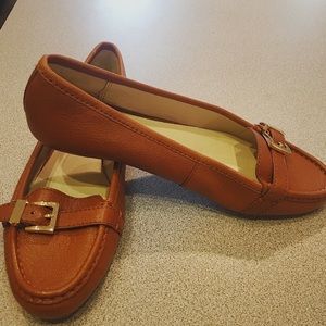 Michael Kors Flats- Camel colored